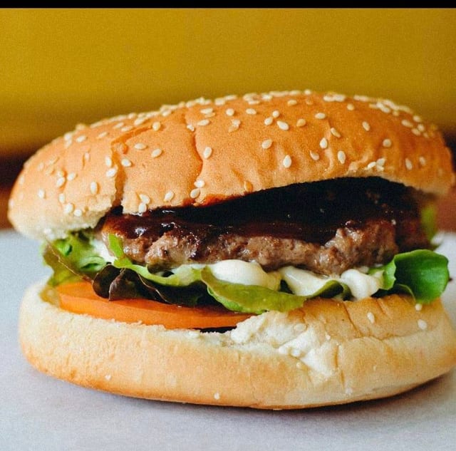 Country BEEF Burger.